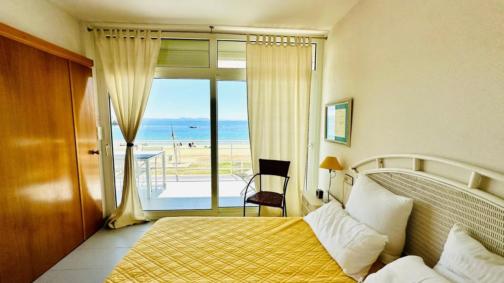 דירה רוזס Global Immo 3391 Res Almadraba Beach